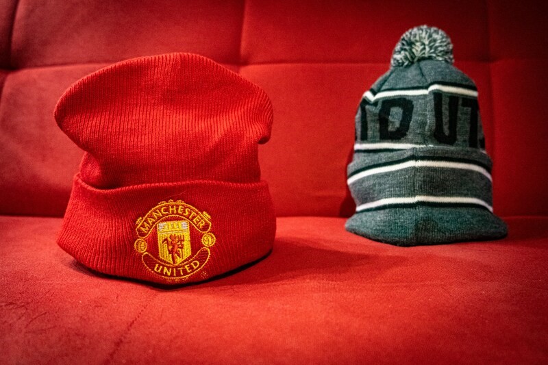 An image of a Man United hat