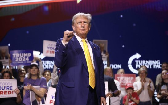 Donald Trump at a 2024 election rally, photo by Gage Skidmore on Flickr, https://www.flickr.com/photos/gageskidmore/53786991207/in/photolist-2pWYozn-2qcE7P3-2pX4dyQ-2qrz6Ga-2qrBs5Q-2qcxcA3-2oLc6vw-2qrAPSd-2qcDt9H-2qcE7k7-2qn7f1a-2qcE7LH-2qcBM7x-2qcxcPV-2qcE7uk-2qqKuxa-2qcD6Aw-2pX4dCN-2qcE7ea-2pX4dDj-2qcBMp1-2pX5jdv-2pWYoEs-2pWYoB6-2pWYoMX-2pX4dFJ-2pX5jcP-2pWYoEH-2pX5Qey-2pWYoLV-2pX4dNh-2pWYoEC-2pX5je2-2pX5QnV-2pX6mUC-2pX6mPs-2pX4dy9-2pX5jps-2pWYoKN-2pX6mRB-2pxpnAC-2qrBskp-2qrAqyD-2qrz6Jj-2qrAqF2-2qrAqyi-2qrBsr1-2qrAPL1-2qrBss8-2pX4dCx